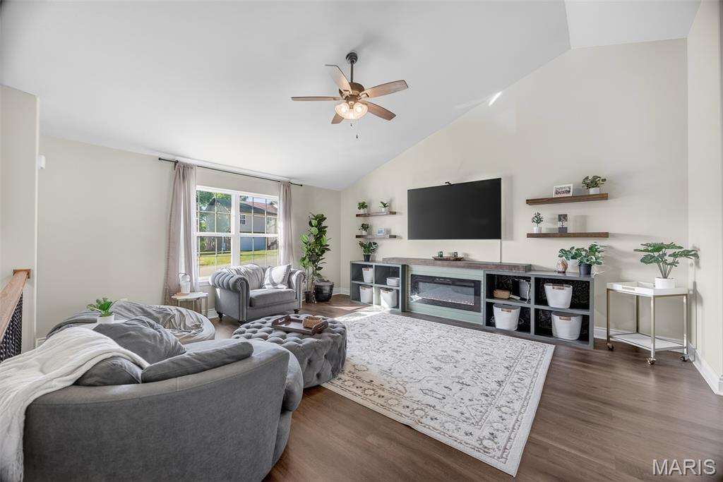 15859 Tundra Road St. Robert, MO 65584 - Photo 6 of 57