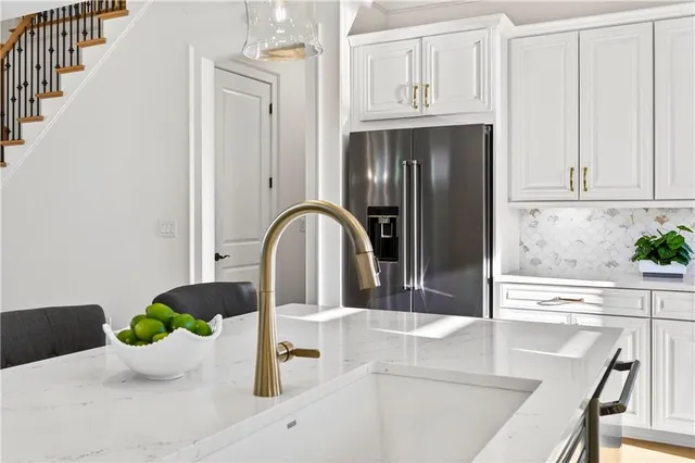 $1,250,000 | 4040 Connolly Court, Roswell, GA 30075