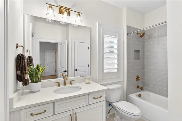 $1,250,000 | 4040 Connolly Court, Roswell, GA 30075