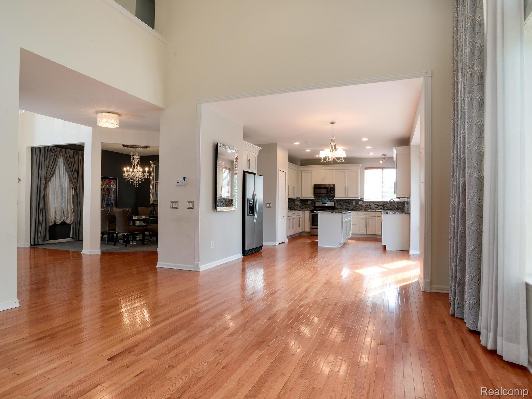 30727 Bradmore Road Warren, MI 48092 - Photo 8 of 29 30727 Bradmore Rd Warren MI-023-022-30727 BRADMORE Road Warren-MLS_Size.jpg