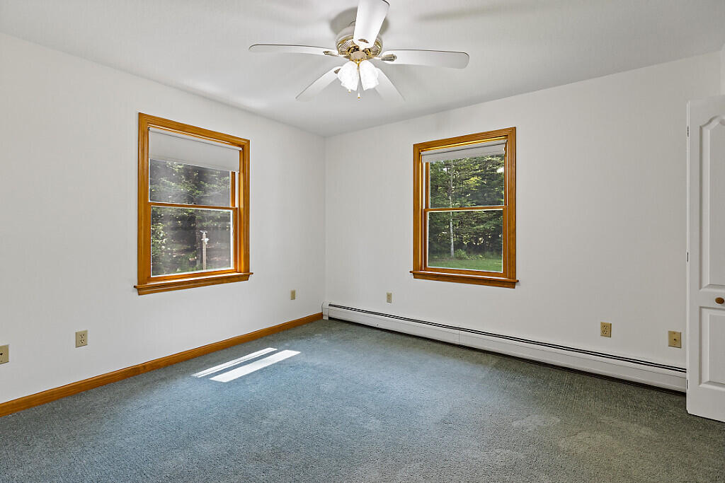 557 Smithfield Road Oakland, ME 04963 - Photo 26 of 57 26 3rd bedroom (2)