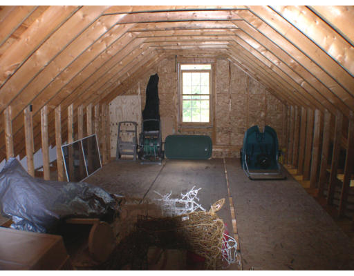 333 Long Hill Road Bolton, MA 01740 - Photo 8 of 11 Gallery Image 8