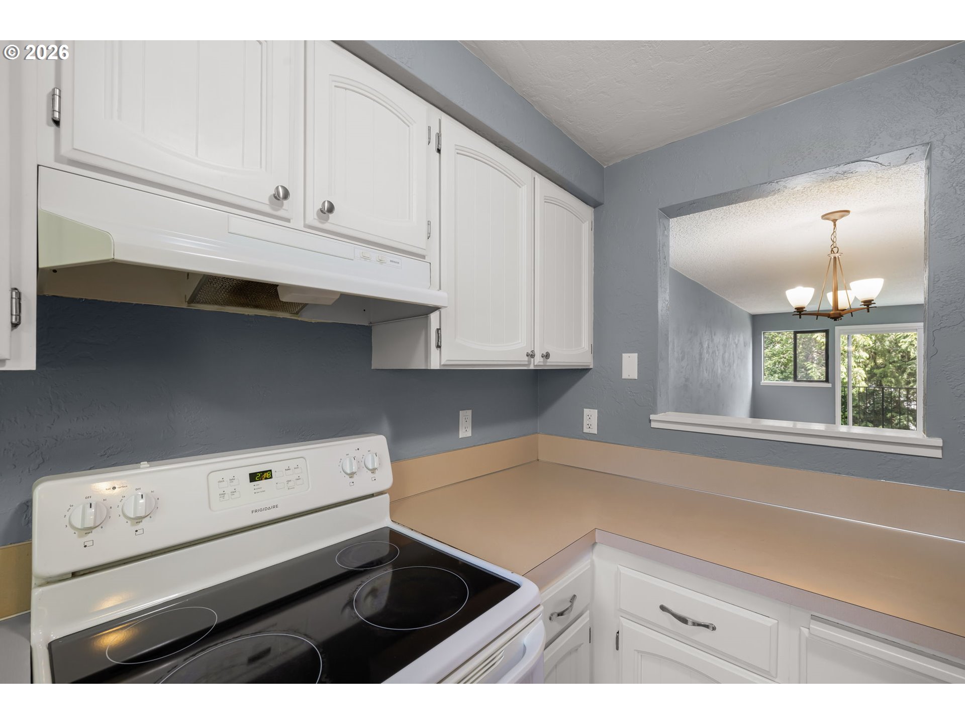 4441 Fox Hollow Road, Unit 7 Eugene, OR 97405 - Photo 7 of 26
