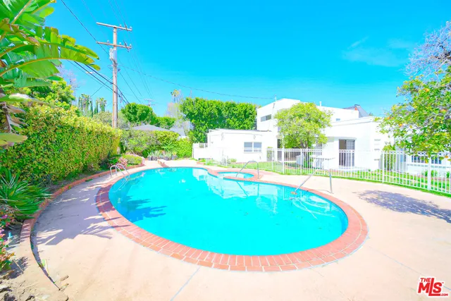 $17,998 | 525 North Rexford Drive, Beverly Hills, CA 90210