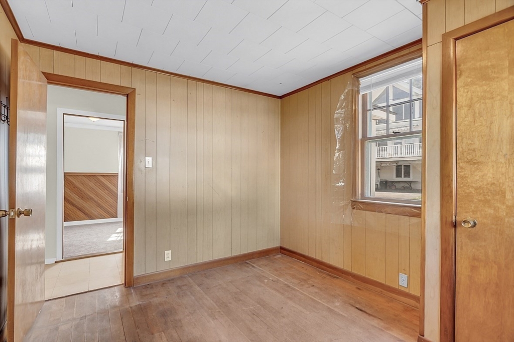 32 Ledge Avenue Spencer, MA 01562 - Photo 10 of 34