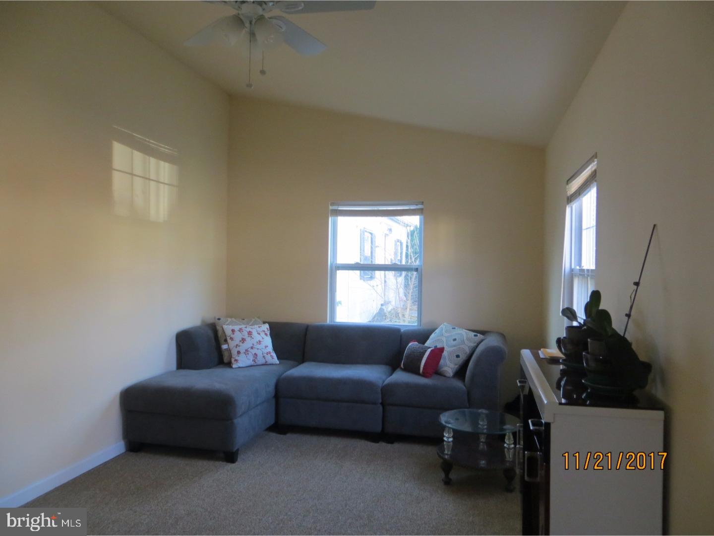24 Ridge Road Aston, PA 19014 - Photo 8 of 25 Living Room