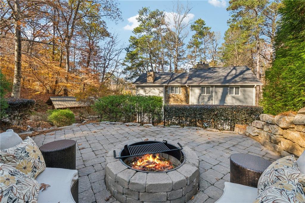 6895 Riverside Drive Sandy Springs, GA 30328 - Photo 41 of 47 Gallery Image 41
