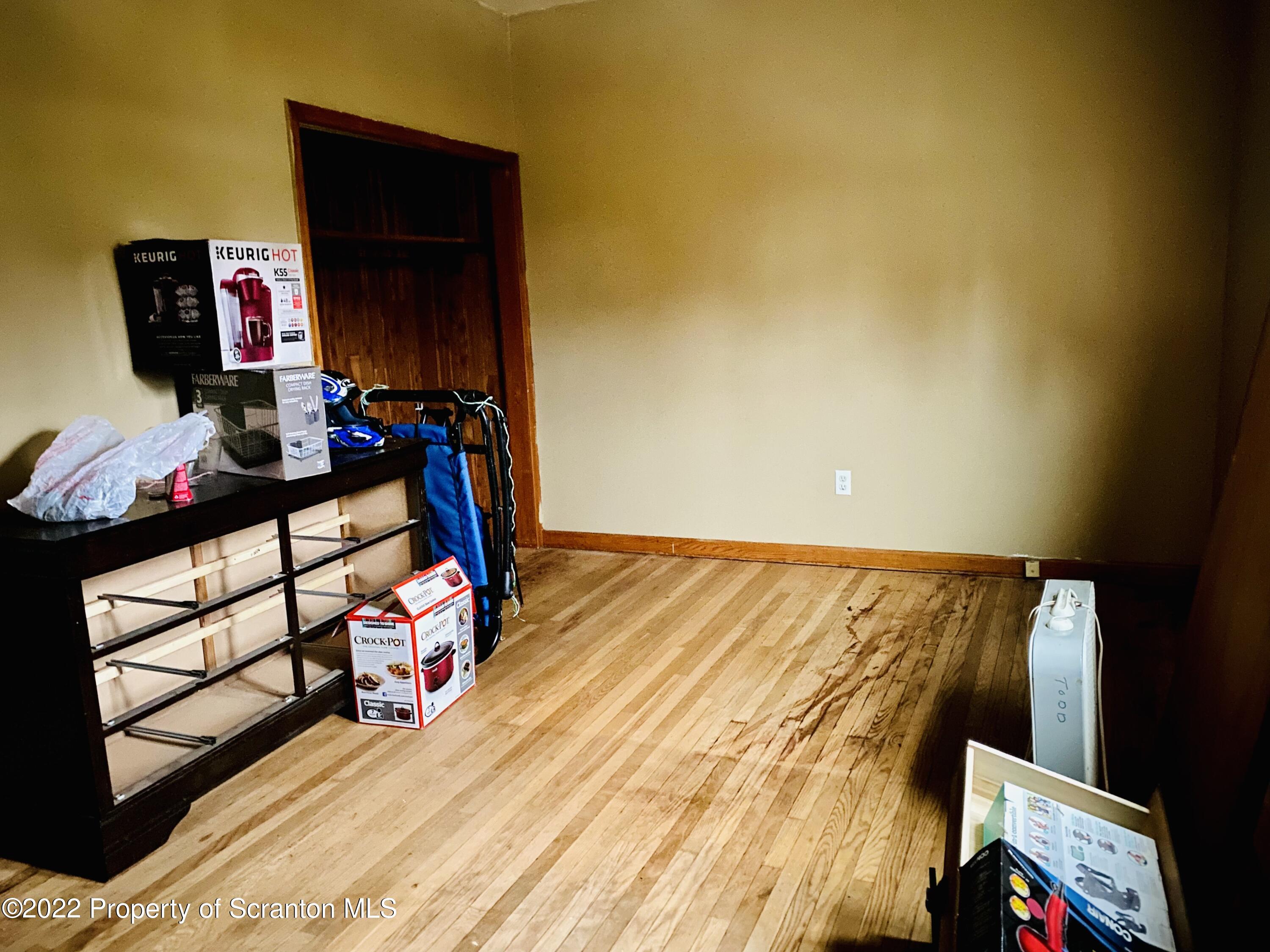 1102 Pierce Street Scranton, PA 18508 - Photo 8 of 10 a view of a workspace