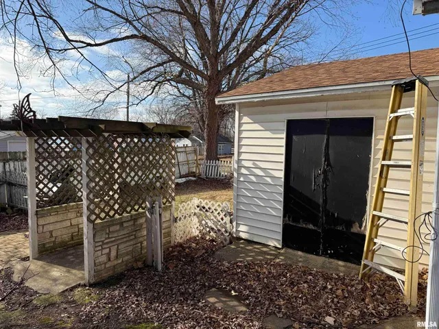 $112,500 | 841 Gratton Street, Unit GRATTON, Burlington, IA 52601