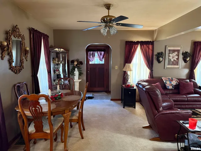 $112,500 | 841 Gratton Street, Unit GRATTON, Burlington, IA 52601