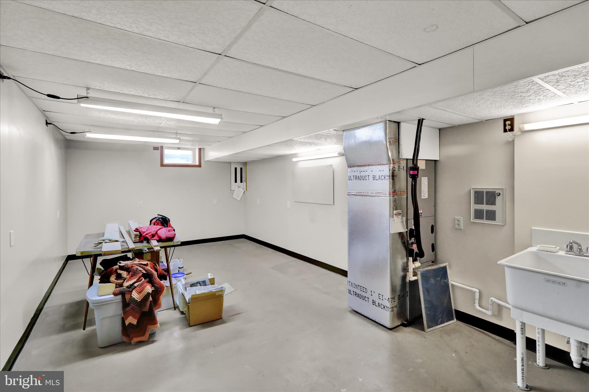 2904 Gerard Avenue Reading, PA 19608 - Photo 35 of 39 a children room with toys