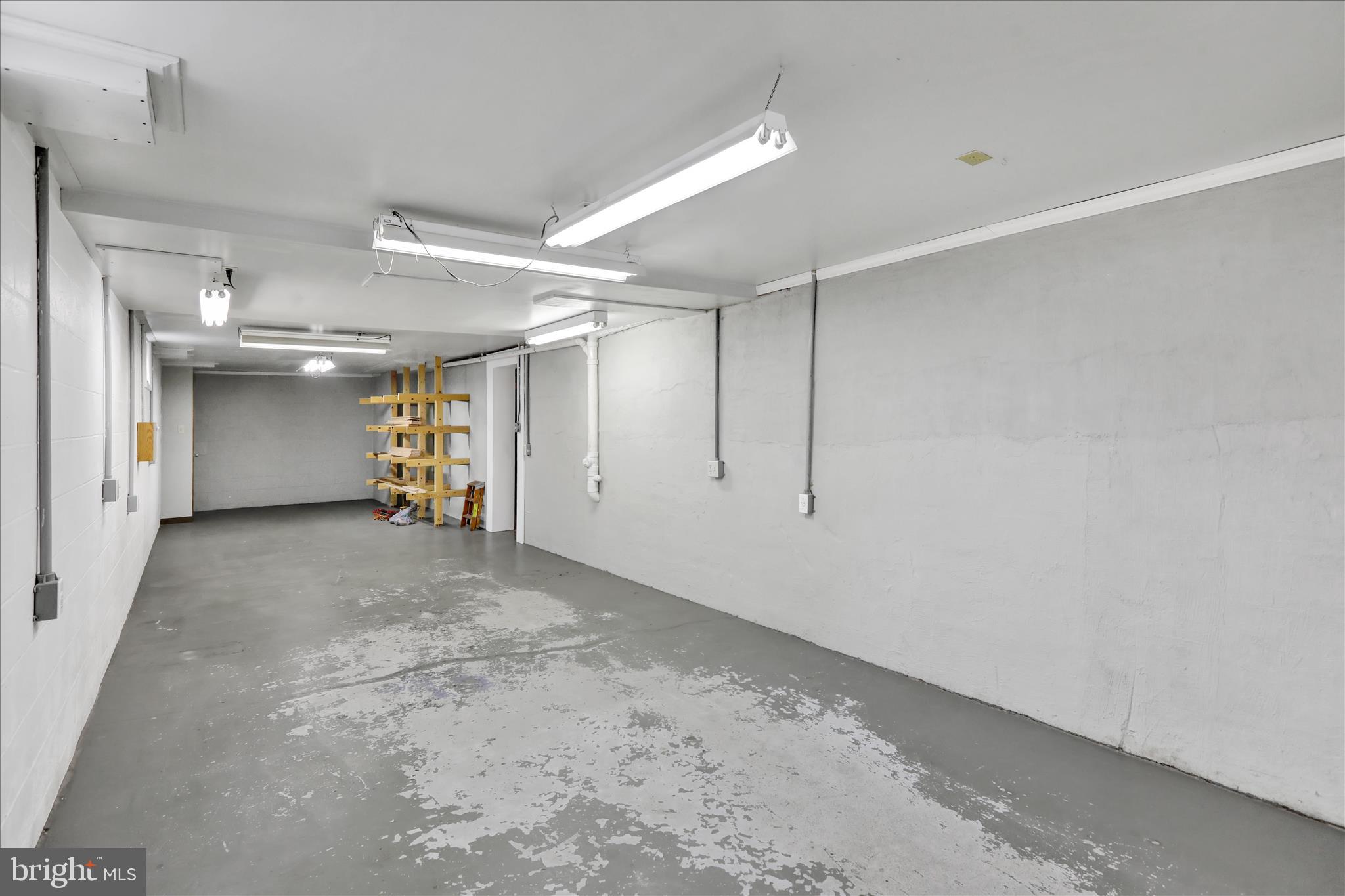 2904 Gerard Avenue Reading, PA 19608 - Photo 36 of 39 a view of empty room