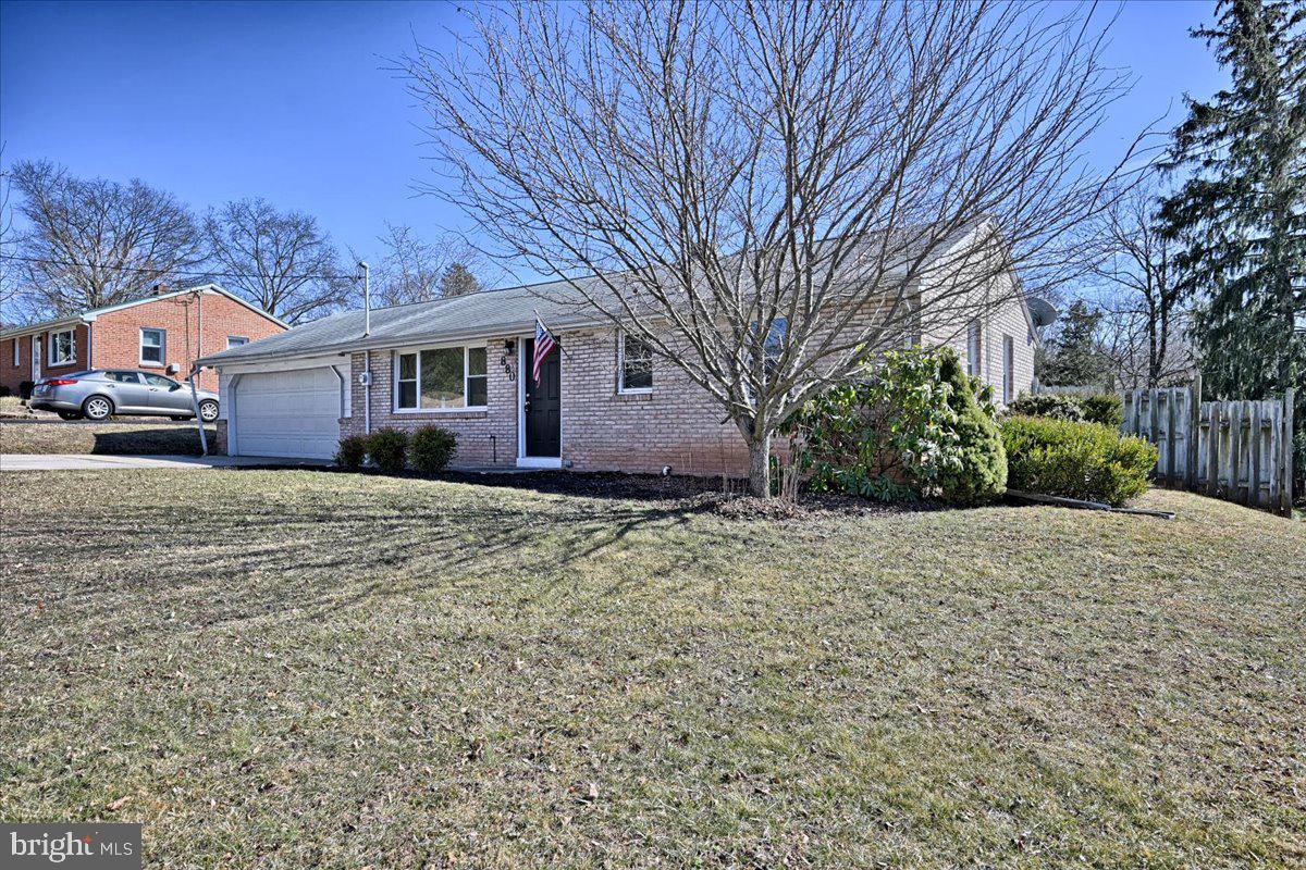 880 Cedars Road Lewisberry, PA 17339 - Photo 2 of 25 Front View