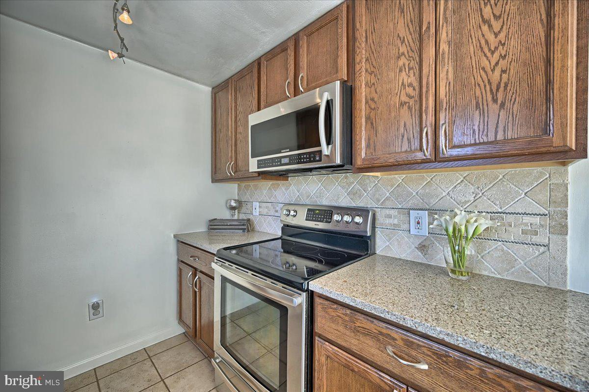 880 Cedars Road Lewisberry, PA 17339 - Photo 5 of 25