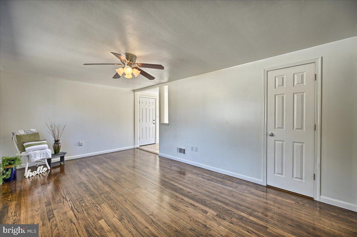 880 Cedars Road Lewisberry, PA 17339 - Photo 8 of 25