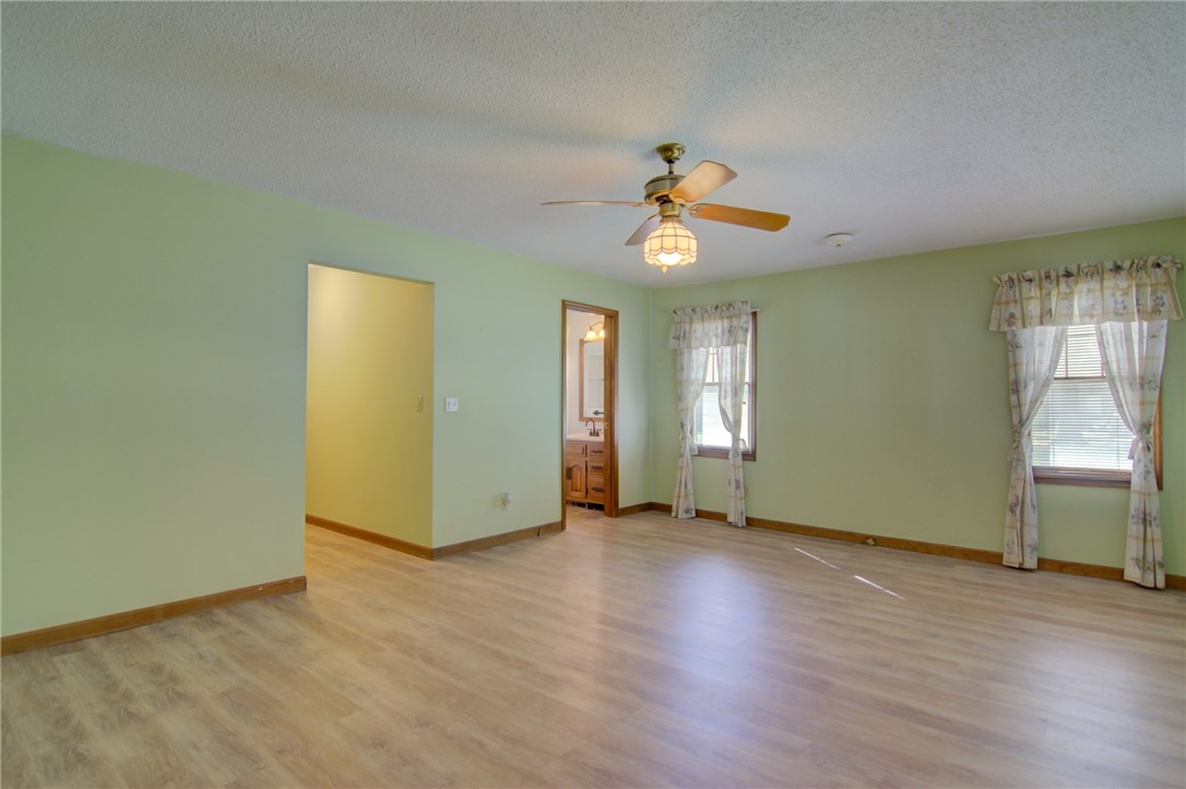 1867 South Westgate Drive Decatur, IL 62521 - Photo 28 of 36