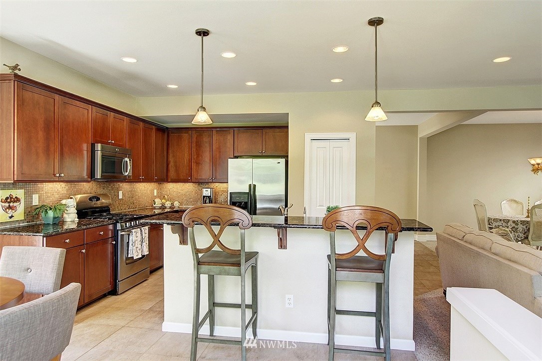 16009 35th Drive Southeast Bothell, WA 98012 - Photo 14 of 29 Gallery Image 14