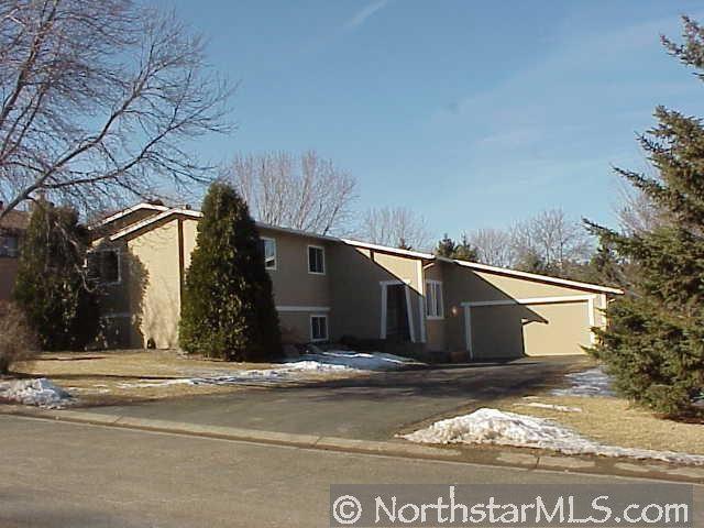 645 Randy Avenue Shoreview, MN 55126 - Photo 1 of 1 Gallery Image 1
