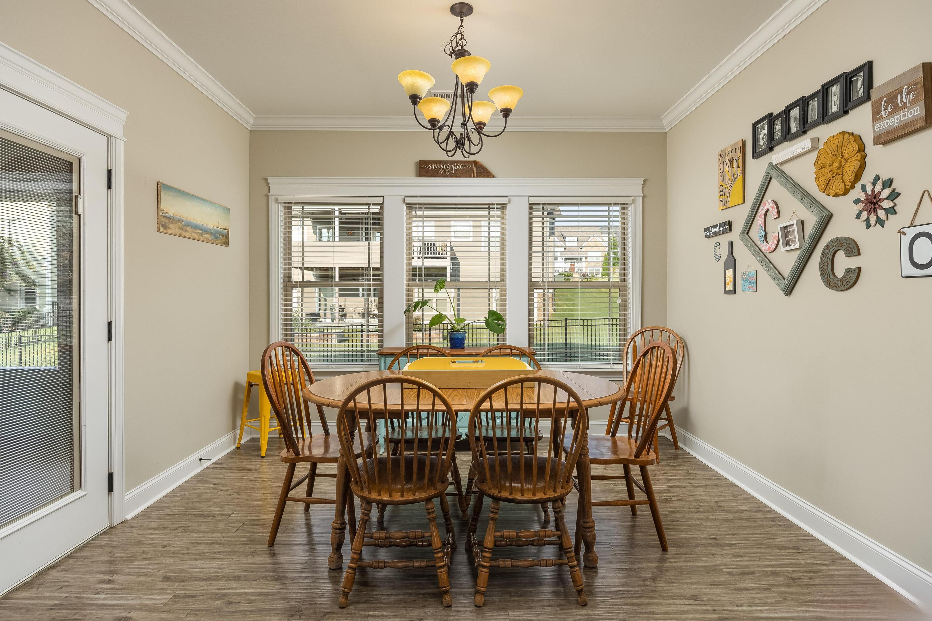 588 Live Oak Road Ringgold, GA 30736 - Photo 13 of 38 Breakfast Room