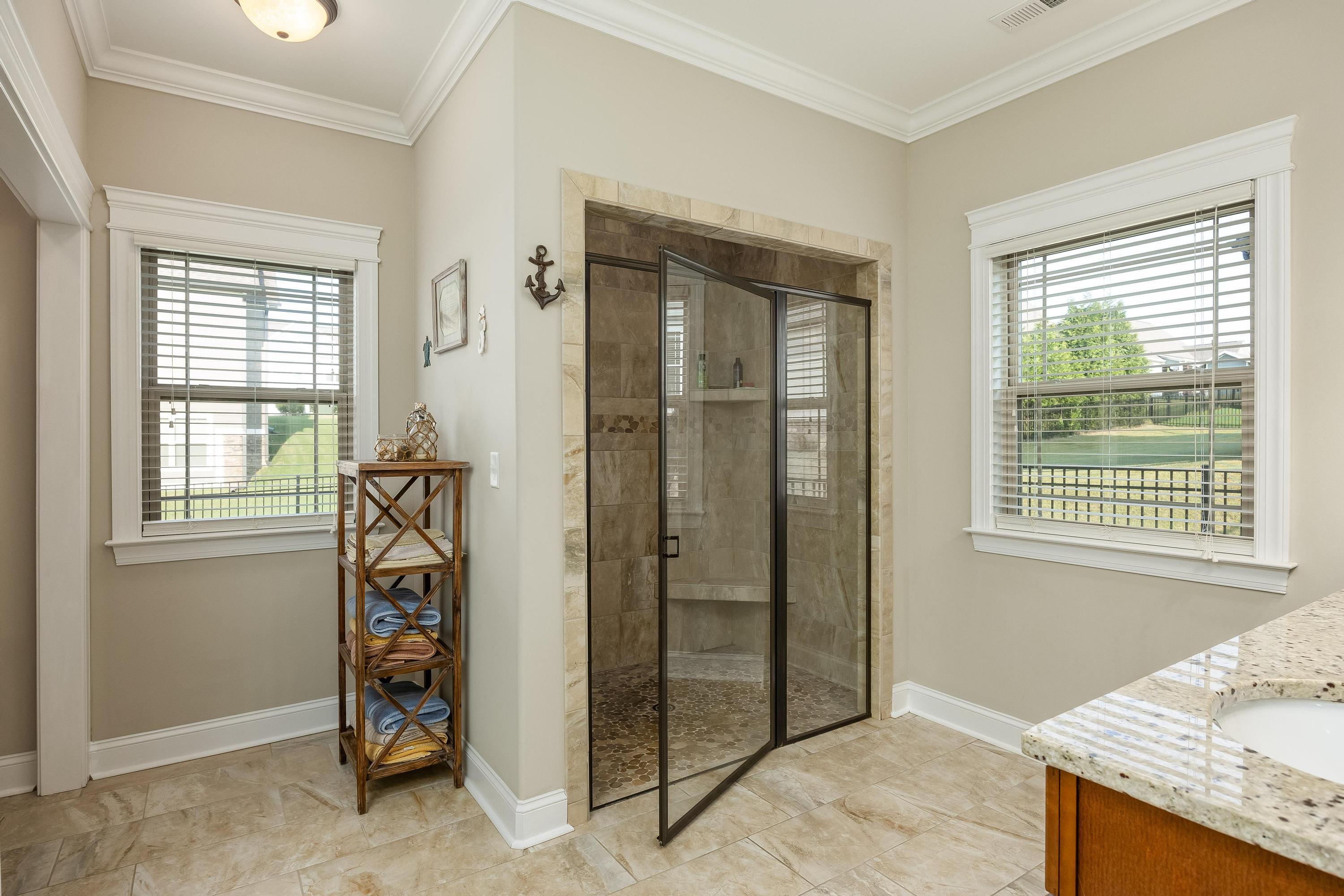 588 Live Oak Road Ringgold, GA 30736 - Photo 17 of 38 Master Bath