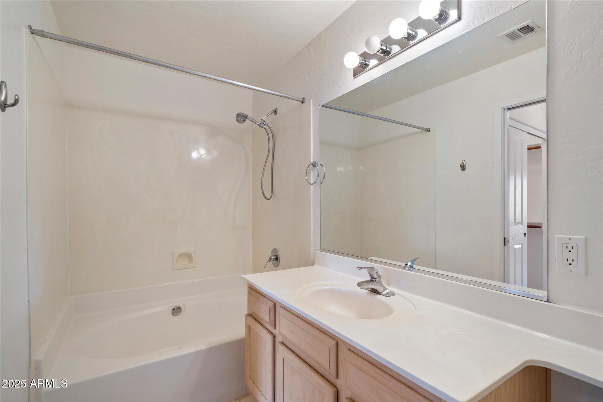 11260 North 92nd Street, Unit 1007 Scottsdale, AZ 85260 - Photo 15 of 20 15-109431952