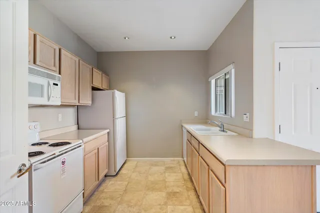 $1,750 | 11260 North 92nd Street, Unit 1007, Scottsdale, AZ 85260