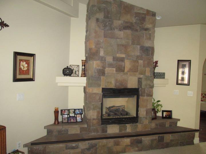 119 Northwest Native Run Loop Grants Pass, OR 97526 - Photo 3 of 18 Gallery Image 3