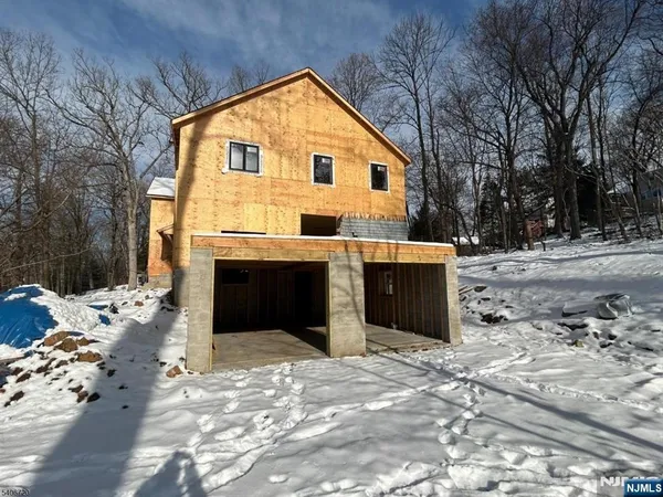 $1,125,000 | 142 Diamond Hill Road, Berkeley Heights, NJ 07922