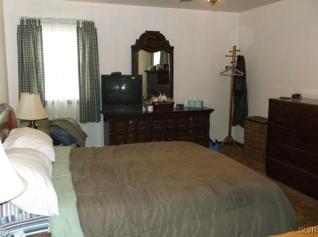 3250 Reeve Drive East Bethlehem, PA 18020 - Photo 5 of 13 Gallery Image 5