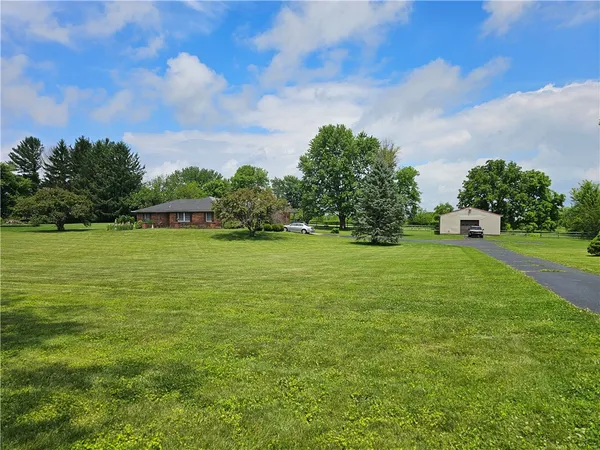 $372,000 | 1376 Foust Road, Xenia, OH 45385