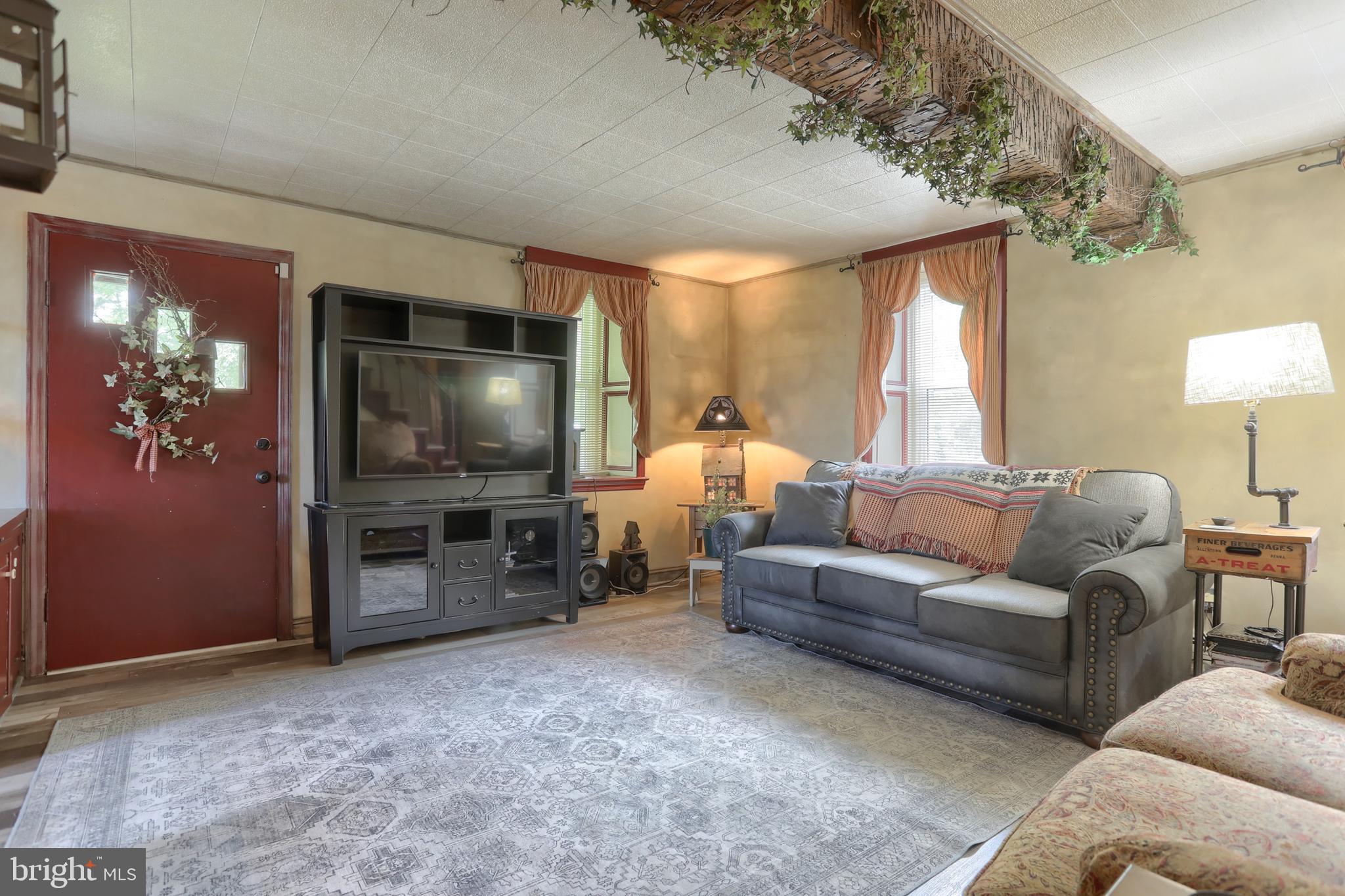6767 Schoolhouse Road Hershey, PA 17033 - Photo 19 of 51