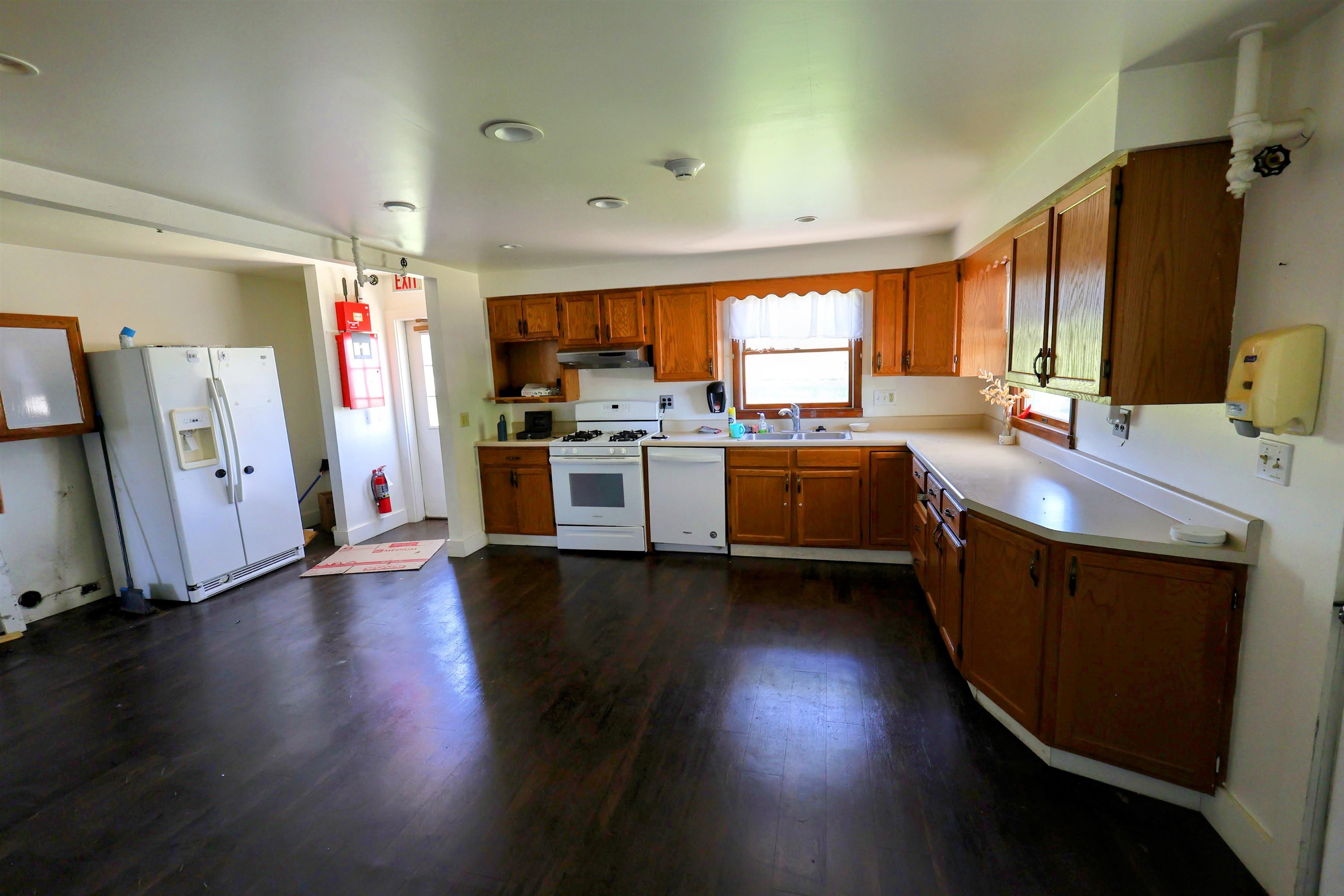 535 Spring Street Highland, WI 53543 - Photo 24 of 35