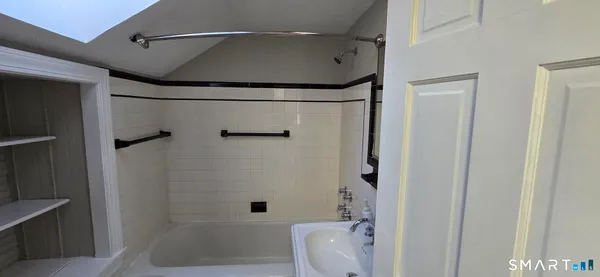 $315,000 | 86 Vibberts Avenue, New Britain, CT 06051