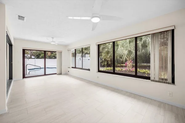 $975,888 | 5 Copaire Drive, Sewall's Point, FL 34996