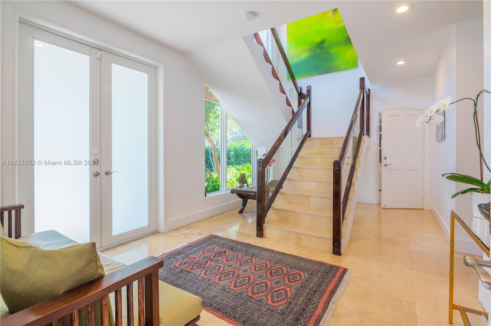 472 Warren Lane Key Biscayne, FL 33149 - Photo 5 of 39