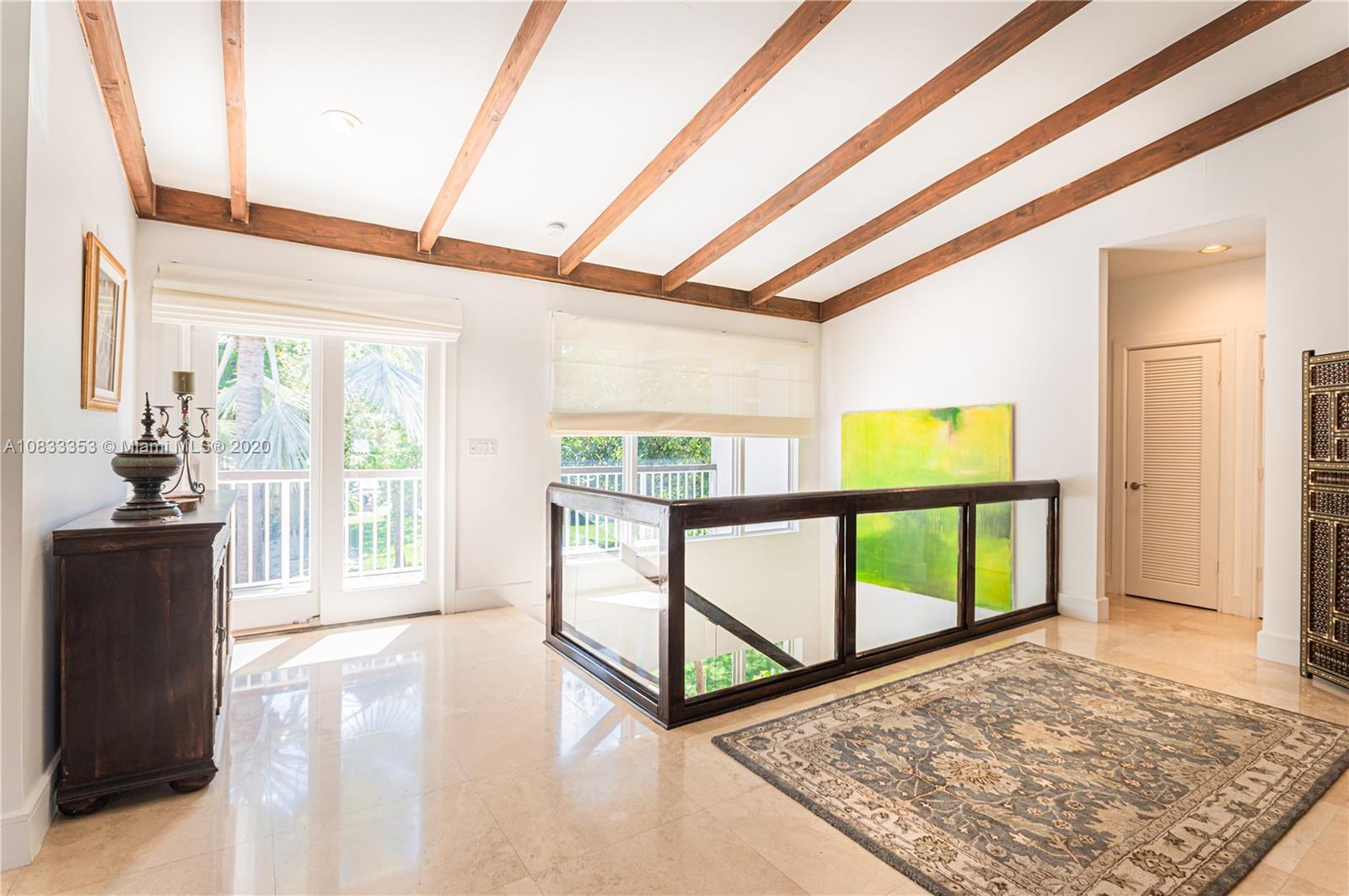 472 Warren Lane Key Biscayne, FL 33149 - Photo 10 of 39 a view of an entryway