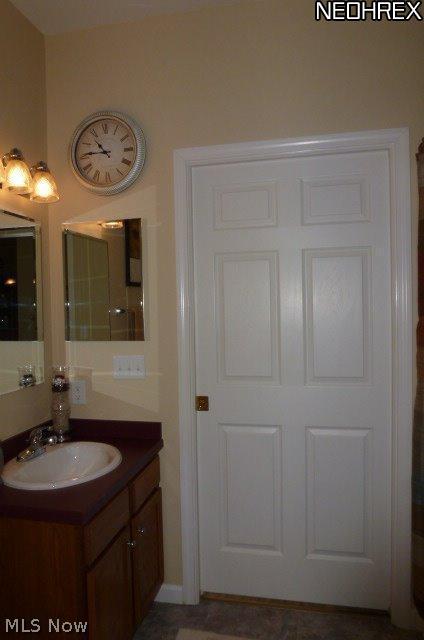 5645 Clingan Road, Unit 22A Struthers, OH 44471 - Photo 11 of 20 Gallery Image 11