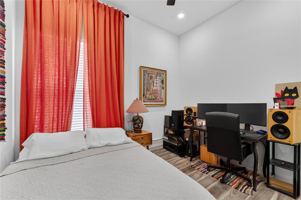 1071 Seagrape Drive Ruskin, FL 33570 - Photo 41 of 100