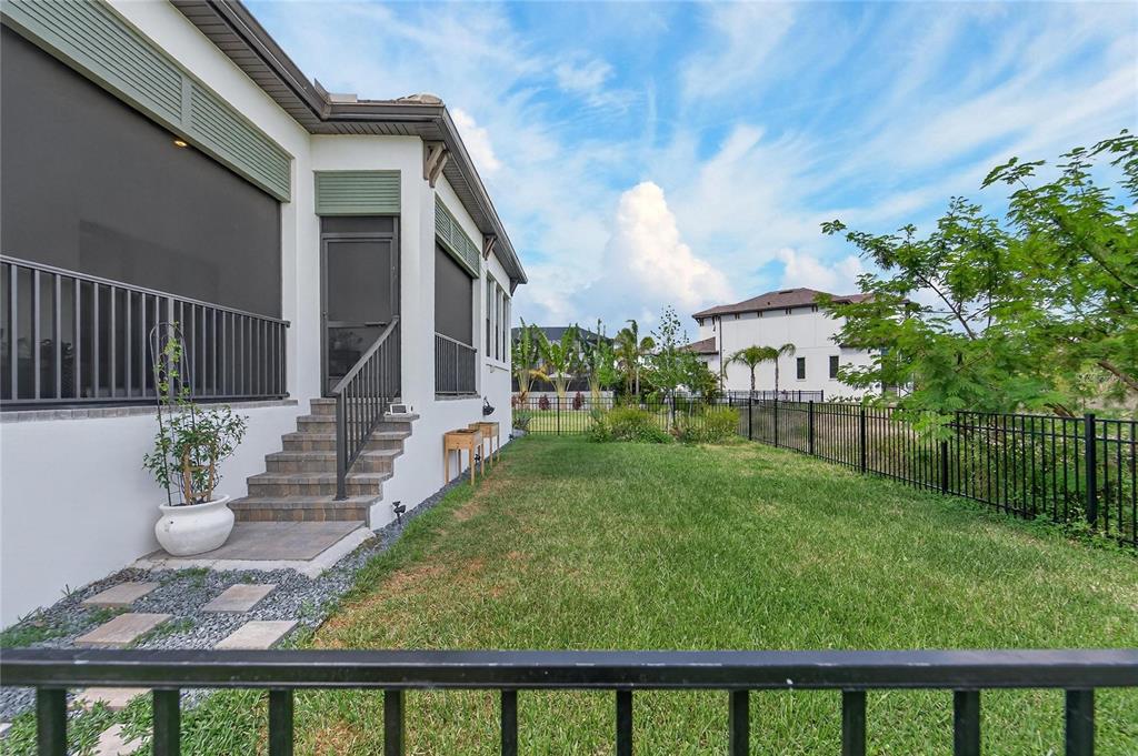 1071 Seagrape Drive Ruskin, FL 33570 - Photo 58 of 100