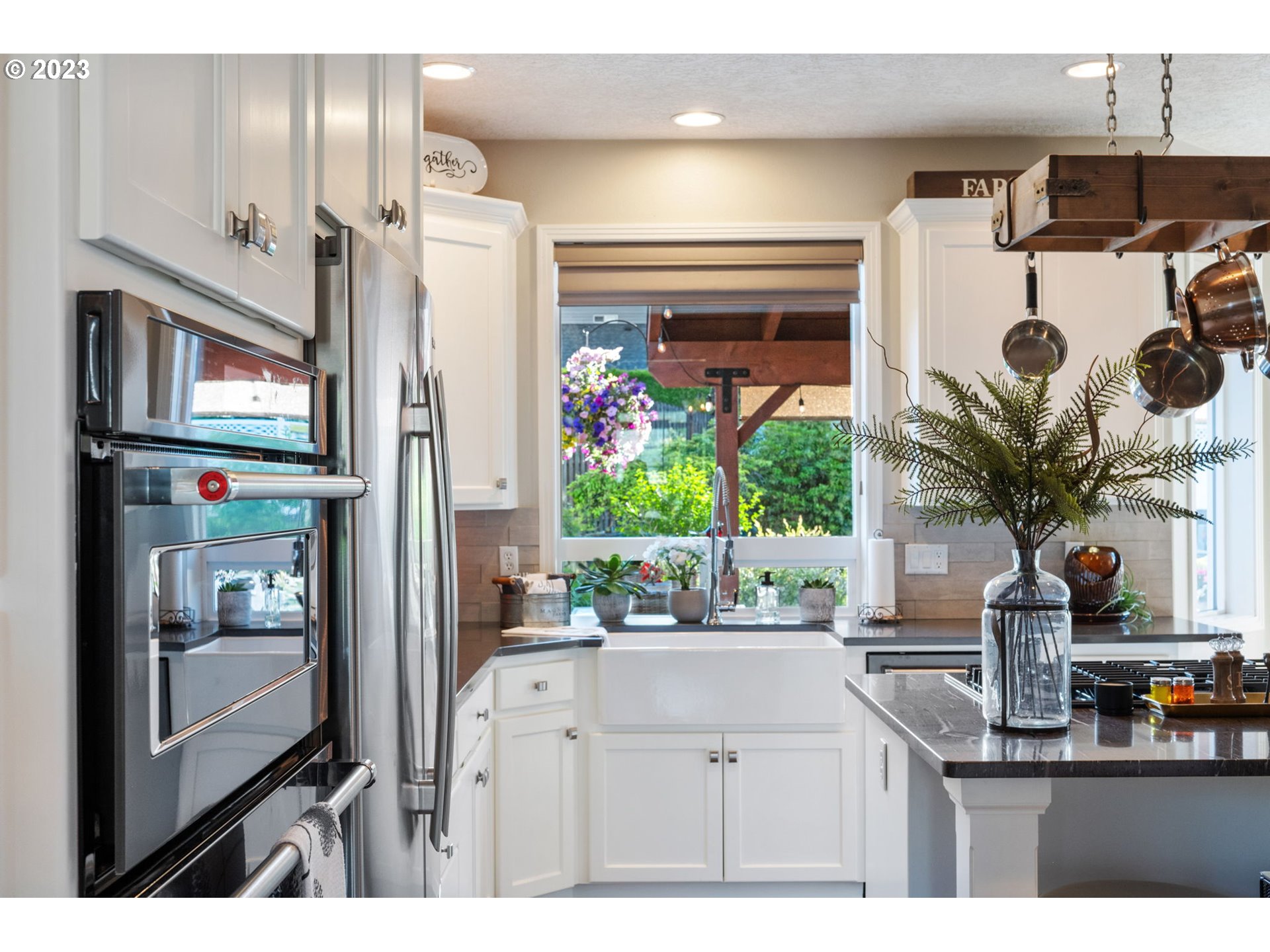 2623 Southeast Barnes Road Gresham, OR 97080 - Photo 11 of 33 Gallery Image 11