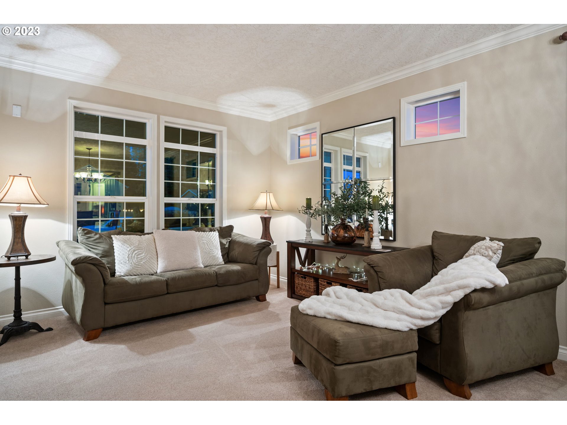2623 Southeast Barnes Road Gresham, OR 97080 - Photo 6 of 33 Gallery Image 6
