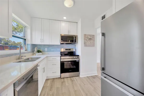 $519,000 | 9935 River Drive, Gibsonton, FL 33534