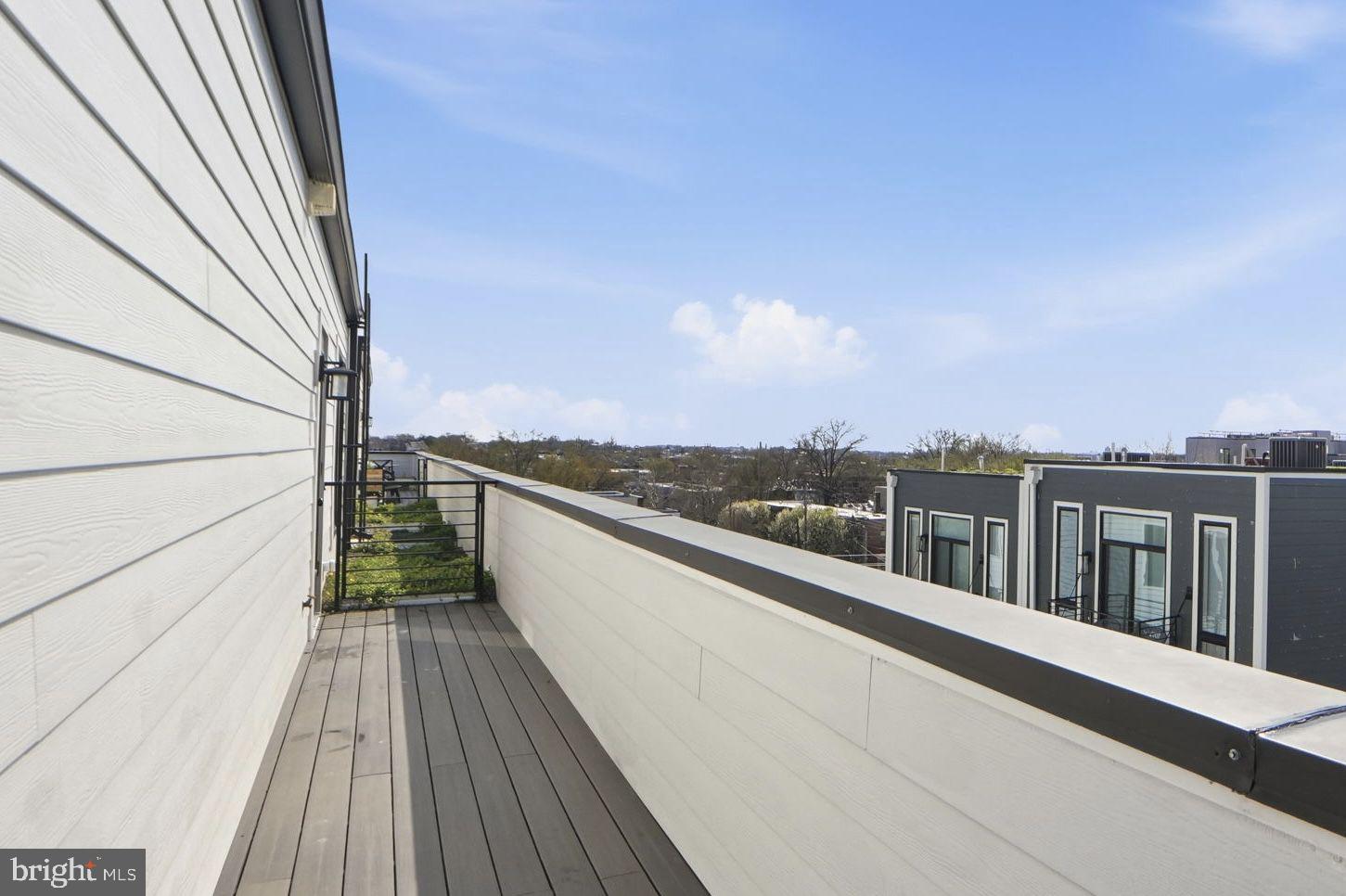 623 Kennedy Street Northwest, Unit 10 Washington, DC 20011 - Photo 28 of 34 a view of balcony with city view