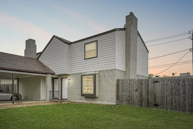 $565,000 | 1306 East St Johns Avenue, Austin, TX 78752