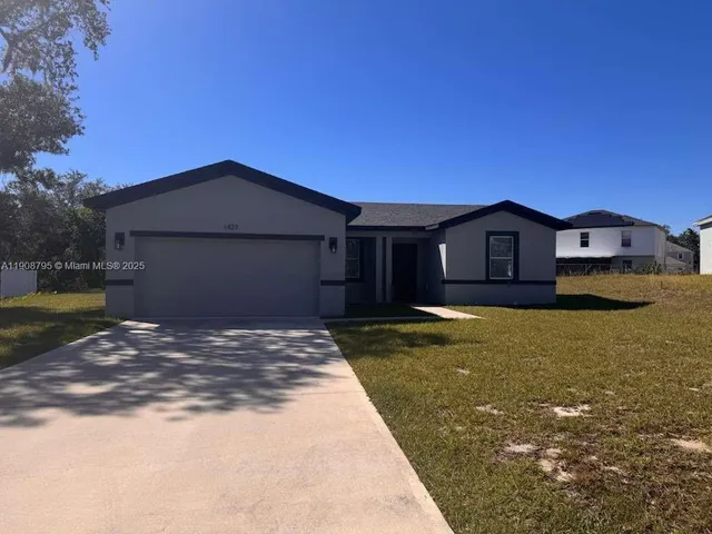 $324,000 | 1427 Punta Gorda Drive, Kissimmee, FL 34759