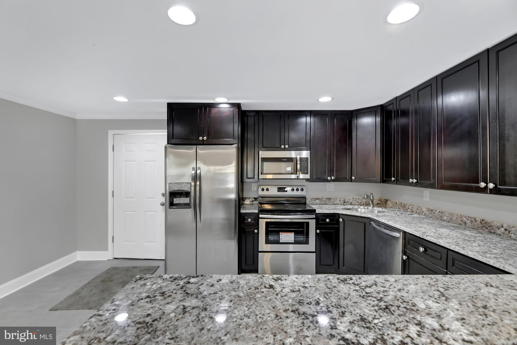 916 Milford Mill Road Baltimore, MD 21208 - Photo 6 of 27 Kitchen