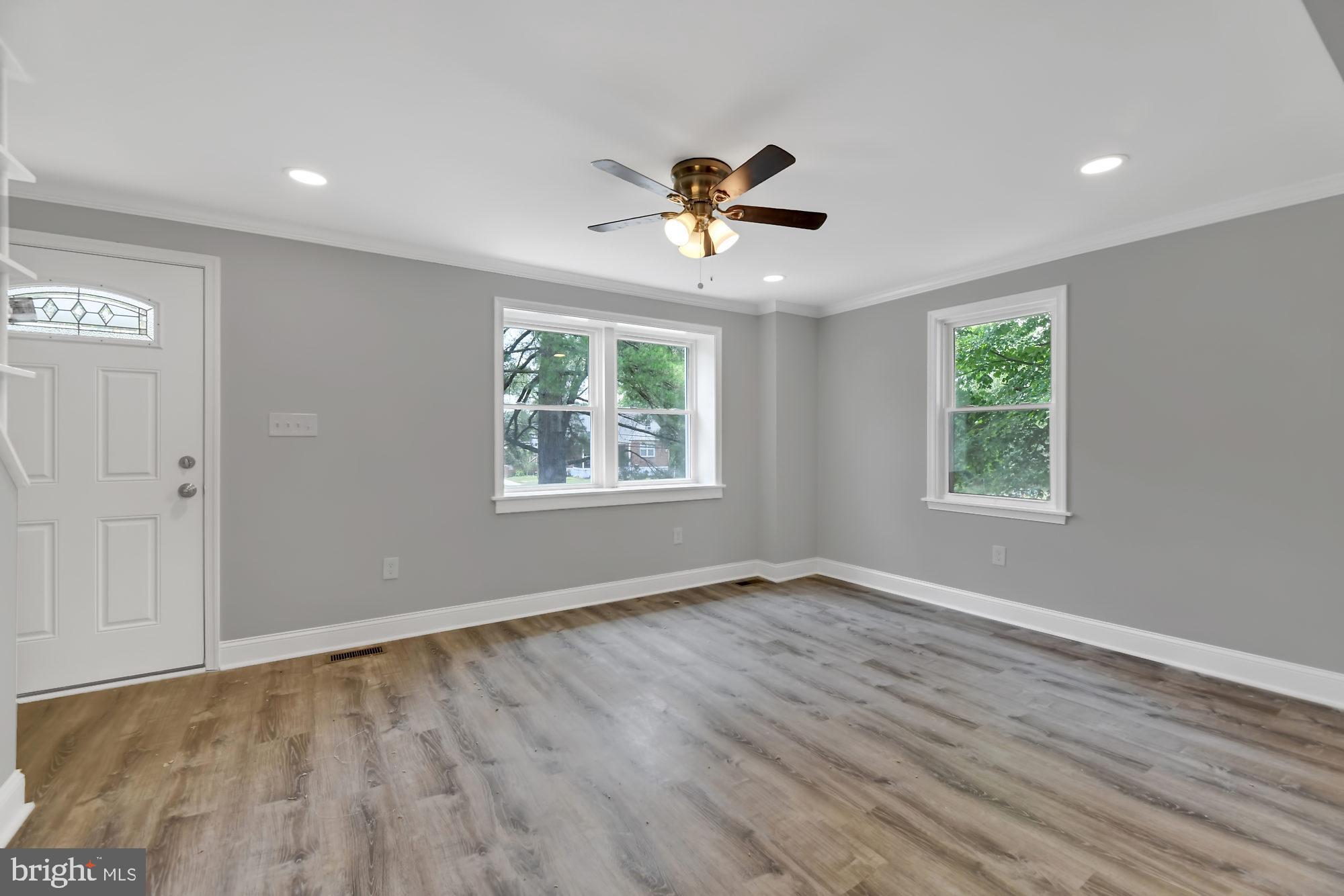 916 Milford Mill Road Baltimore, MD 21208 - Photo 9 of 27 Living Room