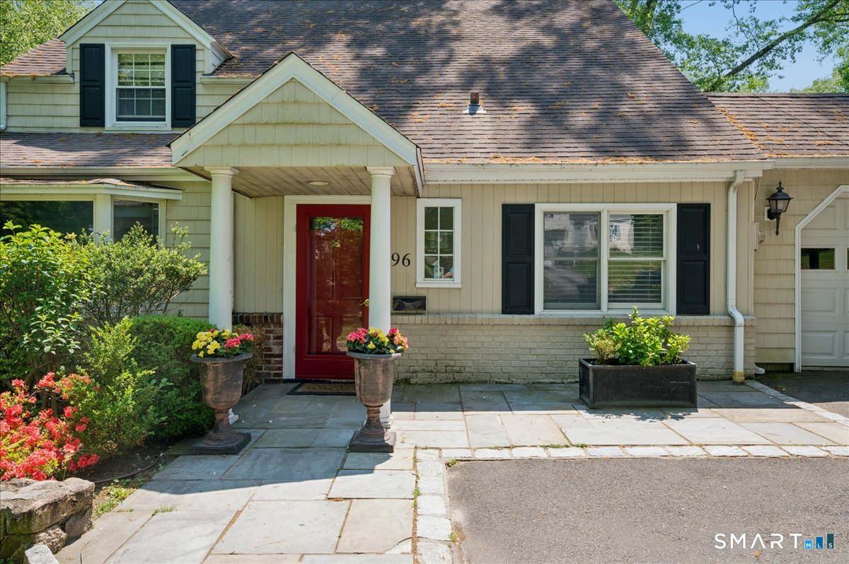 96 Turner Road Stamford, CT 06905 - Photo 3 of 38 Front entrance