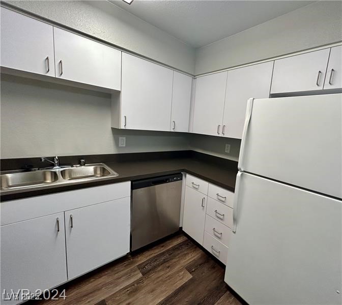 3151 North Soaring Gulls Drive, Unit 1039 Las Vegas, NV 89128 - Photo 8 of 18