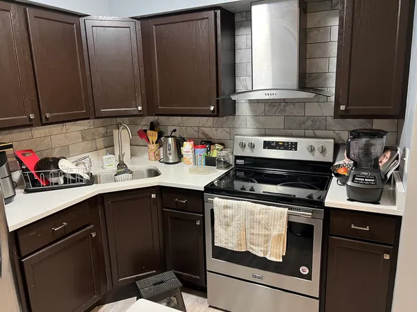 $1,600 | 746 Prescott Drive, Unit 205, Roselle, IL 60172